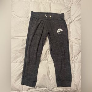 Nike size medium capris sweat pants